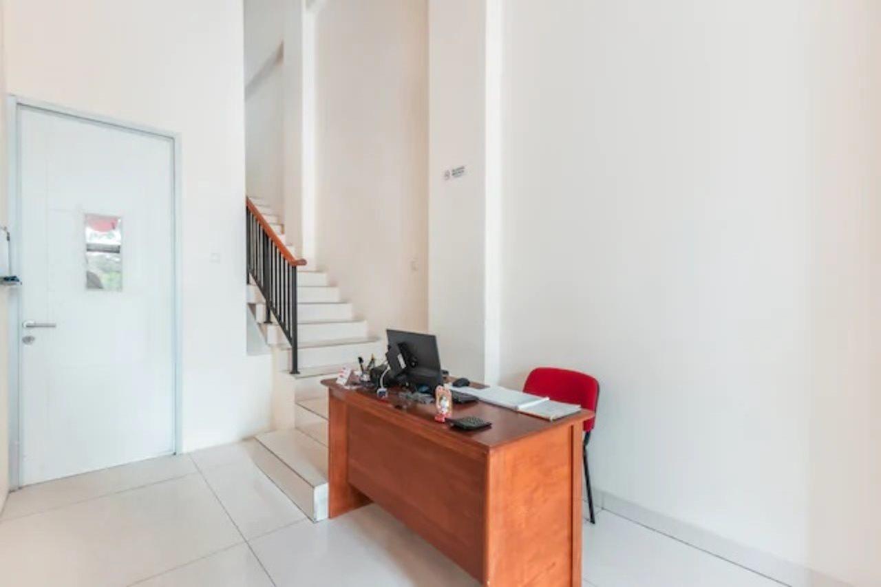 Super Oyo 1620 Sion Family Residence Grobogan Екстериор снимка